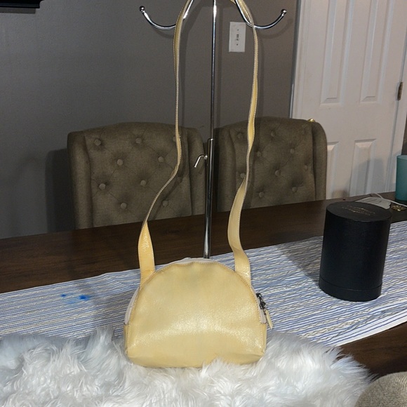 Bottega Veneta Semisphere Shoulder-bag in Camel GUC - Picture 4 of 16